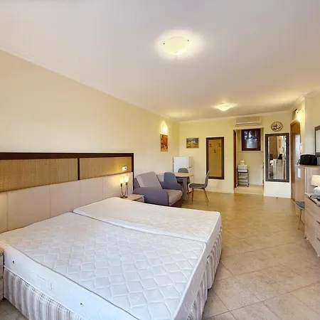 Private St. Marina 아파트 *