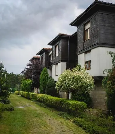 Private St. Marina سوزوبول